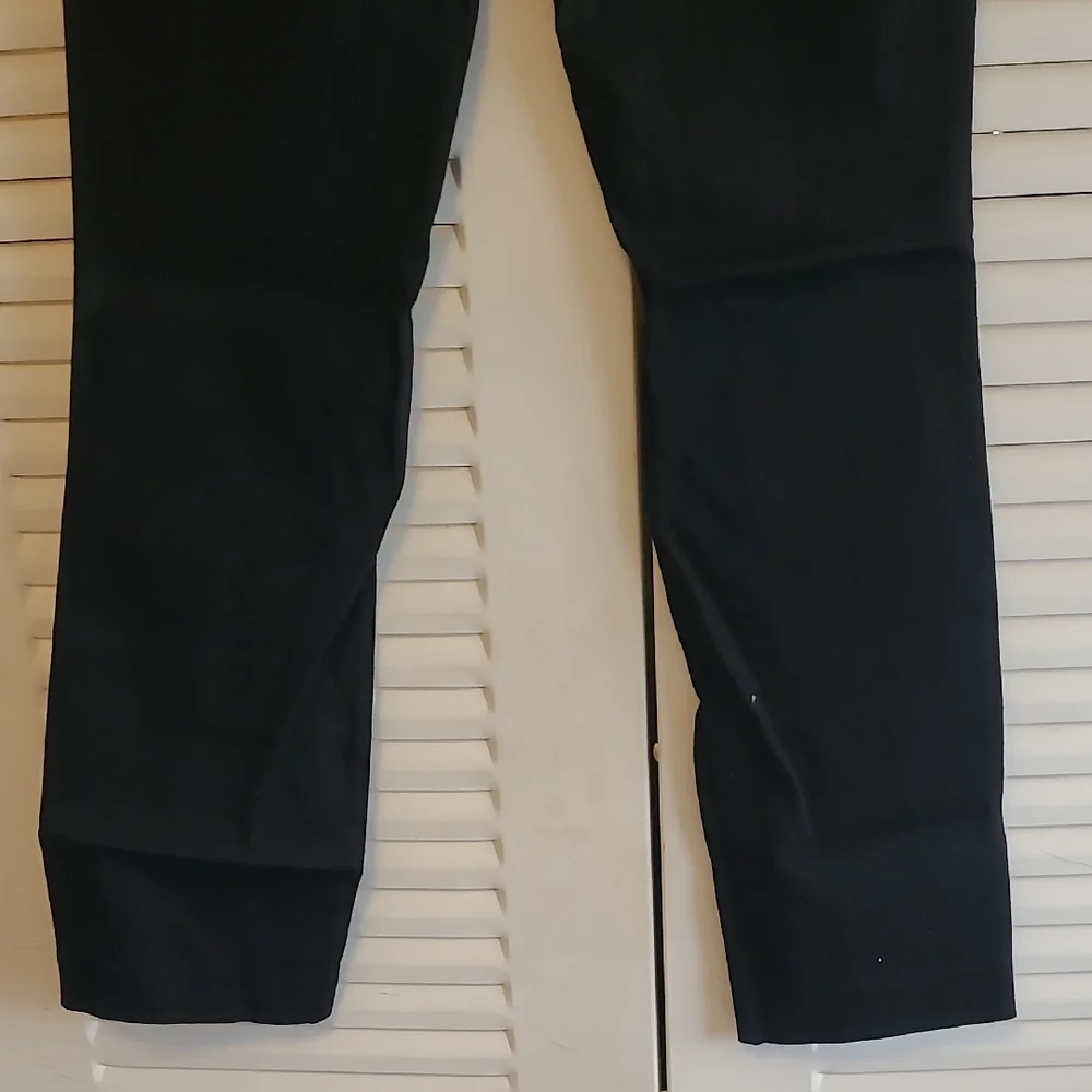 H&M Petite Black Ankle Pants. 2 For The Price Of 1!! - Picture 7 of 7